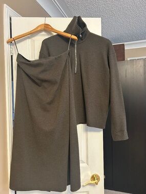 Uniqlo Matching Skirt & Half-Zip Top Set